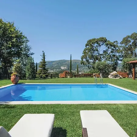 Sleeps 8 Wifi Villa Beiral do Lima